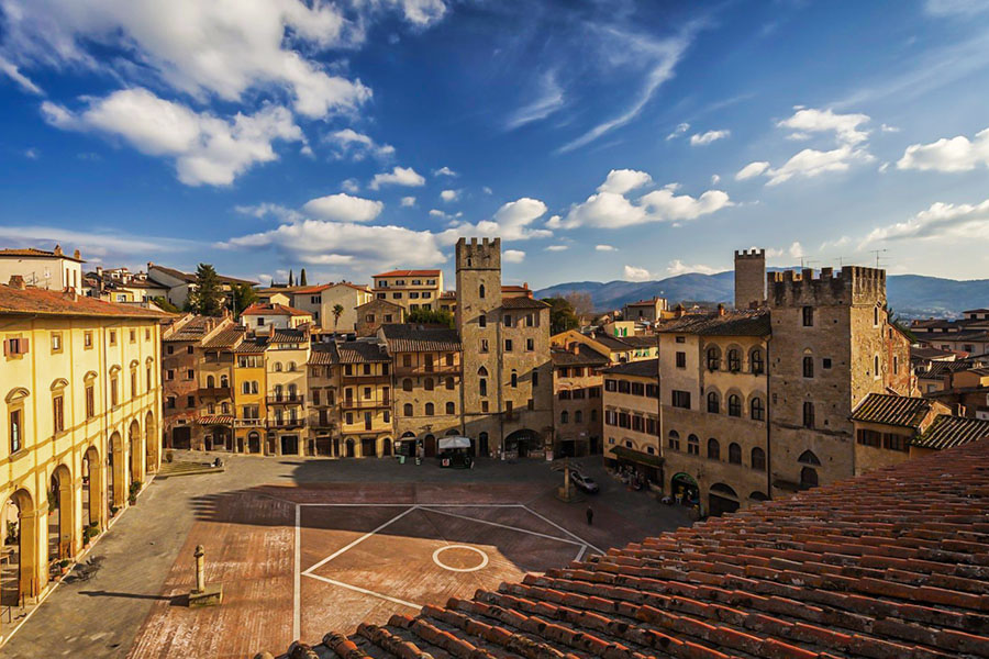 - Arezzo piazza grande 1 - Cortona and Arezzo
