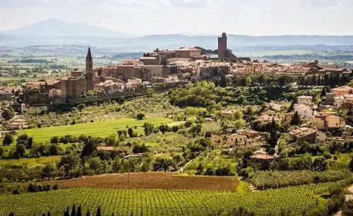 Panoramic view of Cortona and the Tuscan countryside from above  - Cortona Panoramic View Thumb 500x306 - Cortona and Arezzo